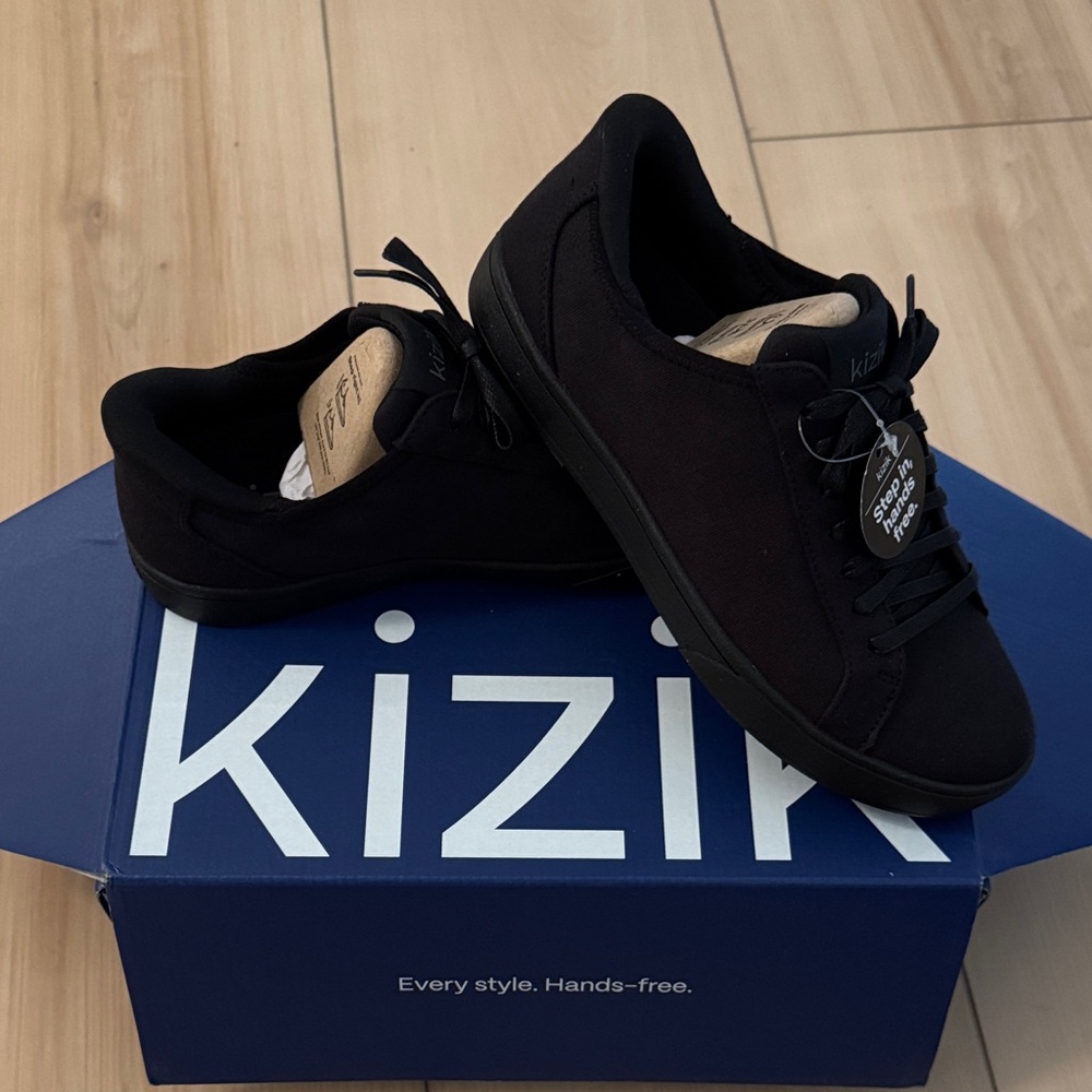 Kizik black Hands-Free shoes New in Box-with tags. Women’s size 9.5 wide width